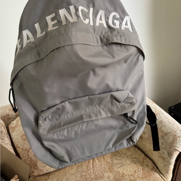 Balenciaga Wheel Backpack Rucksack Gray - Picture 1 of 4